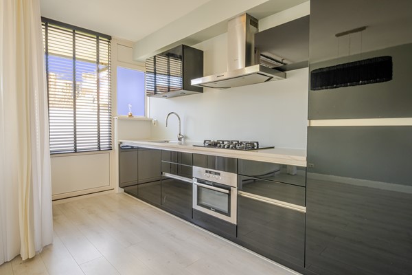 Medium property photo - Toscaninistraat 7, 2551 LT Den Haag